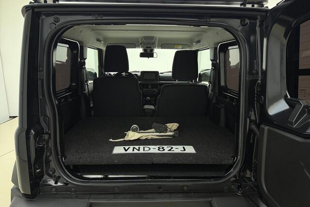 Suzuki JIMNY 1.5 Professional | Parkeercamera | Trekhaak | Navigatie | 4X4 | Roofrack | Stoelverwarming | Cruise control | Lage gearing |