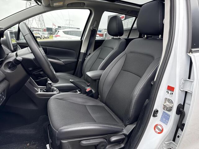 Suzuki S-Cross 1.4 Boosterjet Style Smart Hybrid ** NAVIGATIE/ PANORAMA DAK/ DODEHOEK DETECTIE/ 36 MAANDEN GARANTIE**