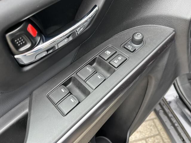 Suzuki S-Cross 1.4 Boosterjet Style Smart Hybrid Panoramadak