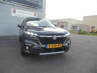 suzuki-s-cross-1.5-hybrid-style-aut