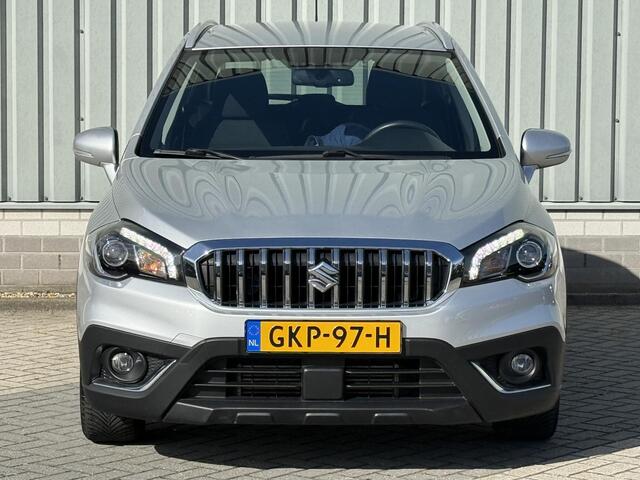 Suzuki S-Cross 1.0 Boosterjet Exclusive / Stoelverwarming / Navigatie / Achteruitrijcamera / All Season banden / Climate Control / Xenon verlichting /