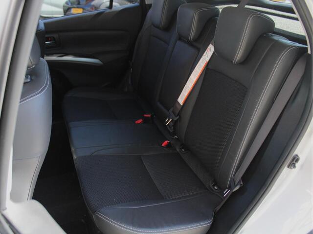 Suzuki S-Cross 1.5 Hybrid AllGrip Style Automaat Rondomzicht Camera, Leder/Stof Bekleding, Adaptieve Cruise en Climate Control