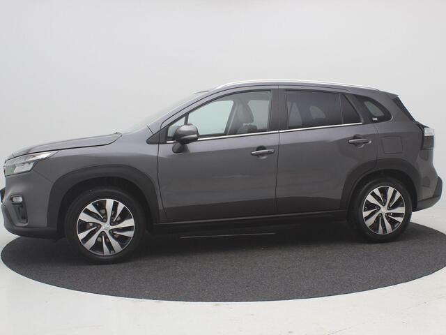 Suzuki S-Cross 1.4 Boosterjet Style Smart Hybrid / Trekhaak Afn. / 1500KG Trekgewicht / Keyless Entry / Panoramadak / Adaptieve Cruise / Apple Carplay / 360 Camera / Historie Bekend / Navigatie / Stoelverwarming voor /