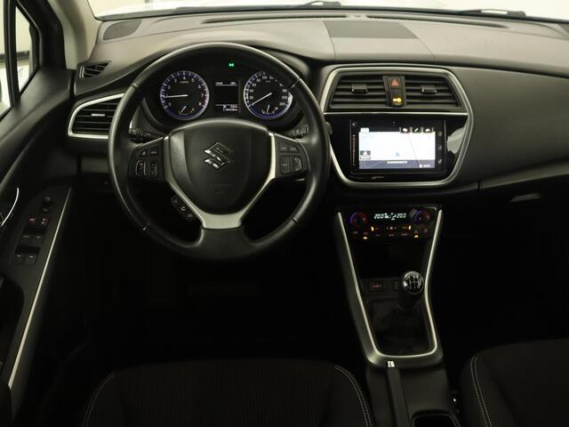 Suzuki S-Cross 1.0 Boosterjet Exclusive | Stoelverwarming | Trekhaak | Camera | Navigatie | MirrorLink | Full LED | Climate control | Cruise control