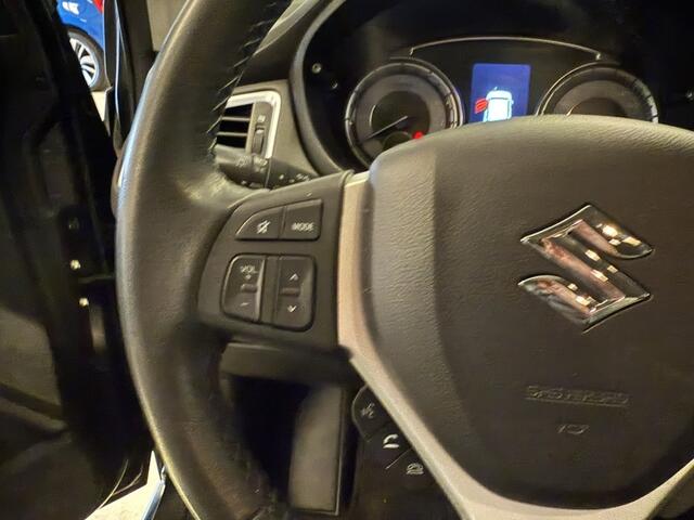 Suzuki S-Cross 1.4 Boosterjet Smart Hybride Select 1.500 KG trekgewicht ( Apple