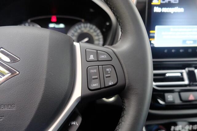 Suzuki S-Cross 1.4 Boosterjet 130pk Style Smart Hybrid | Navi | App Connect | Climate | Adaptive Cruise | Panoramadak | 360° Camera | Keyless | Blind Spot