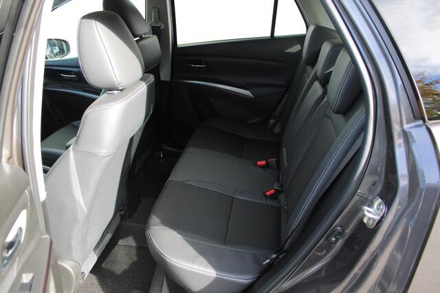 Suzuki S-Cross 1.4 Boosterjet Style Hybrid Automaat, 6 jaar GARANTIE Stijl uitvoering!