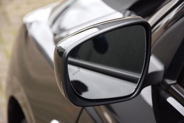 Suzuki SWIFT 1.2 Comfort Smart Hybrid | Van ¤21.995,- naar ¤19.995,-!! | 6 jaar garantie of 150.000 KM |