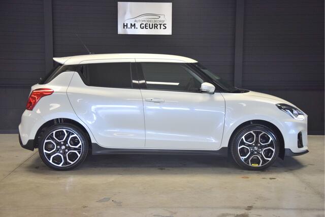 Suzuki SWIFT 1.4 Sport Xenon Clima Navi Camera Adapt Cruise 17inch! Nieuwstaat!