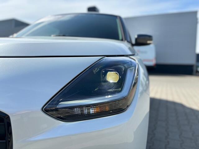 Suzuki SWIFT 1.2 Style Smart Hybrid | Nu met ¤ 2.500,- actiekorting!