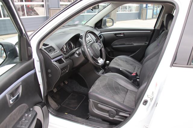 Suzuki SWIFT 1.2 Style EASSS Leder Alcantara, Airco, 1e eig, dealer ond, trekhaak Aanbieding!