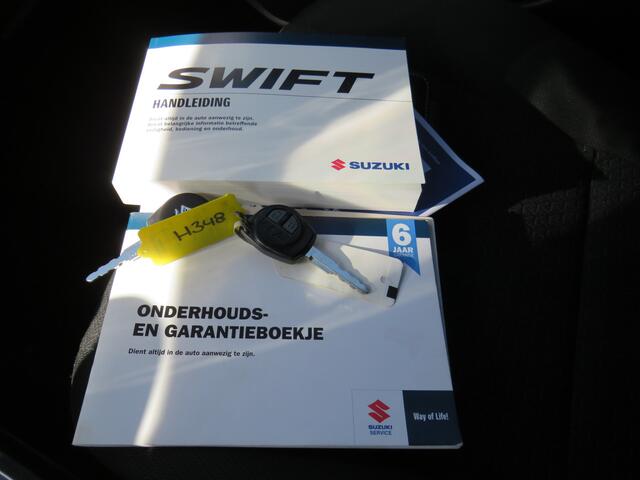 Suzuki SWIFT 1.2 Select Smart Hybrid * Rijklaarprijs incl. garantie * Camera * Parkeersensoren * Navigatie * Adaptive Cruise