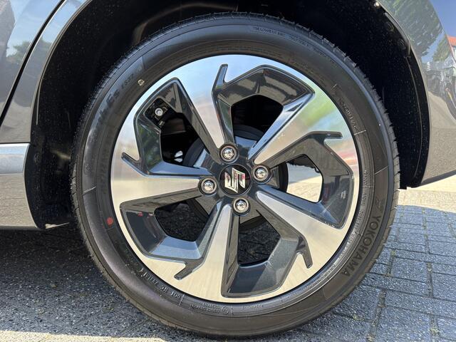 Suzuki SWIFT 1.2 Style Smart Hybrid