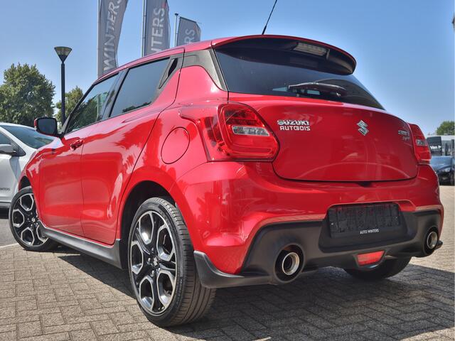 Suzuki SWIFT 1.4 Sport Smart Hybrid | Cr.Control | Stoelverw | Navi | BT | Camera | ECC | 17"LMV | LED |