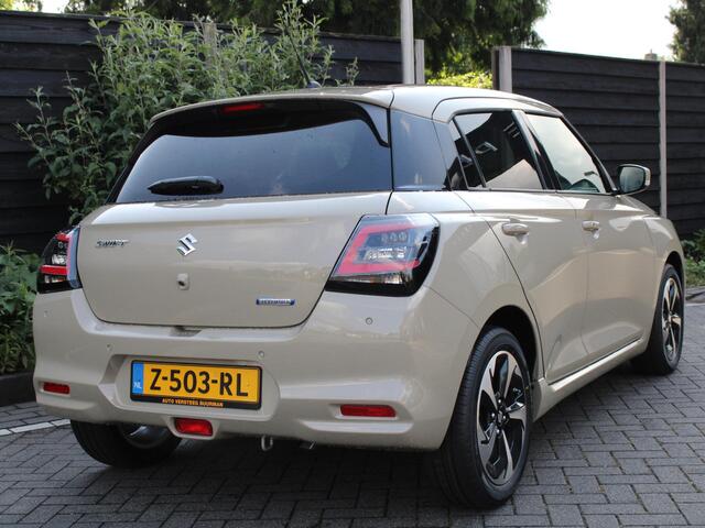 Suzuki SWIFT Style 1.2 Smart Hybrid 82PK 5DRS Navigatie, Parkeerhulp achter, Camera Achter, Lichtmetalen velgen