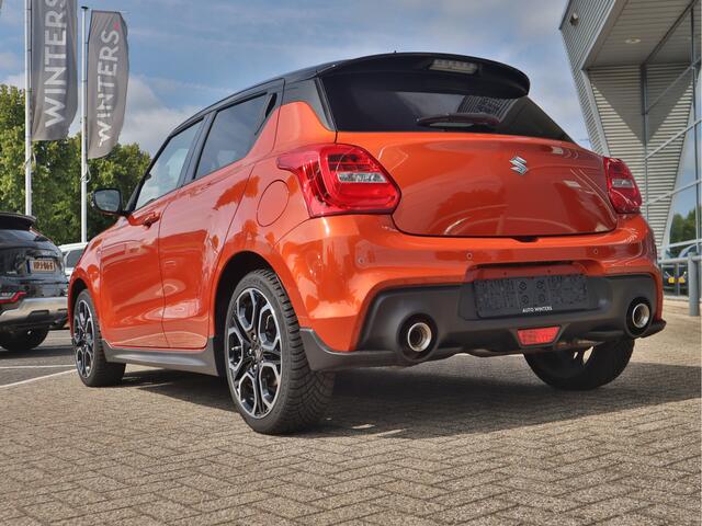 Suzuki SWIFT 1.4 Sport Smart Hybrid Cr.Control | Stoelverw | Navi | BT | Camera | ECC | 17"LMV | LED |
