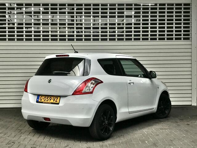 Suzuki SWIFT 1.2 Comfort EASSS Rijklaarprijs!