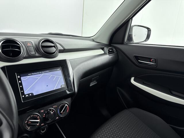 Suzuki SWIFT 1.2 Select Smart Hybrid Automaat | Parkeersensoren | Cruise Control | Stoelverwarming | Navi |