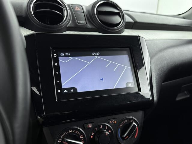 Suzuki SWIFT 1.2 Select Smart Hybrid Automaat | Parkeersensoren | Cruise Control | Stoelverwarming | Navi |