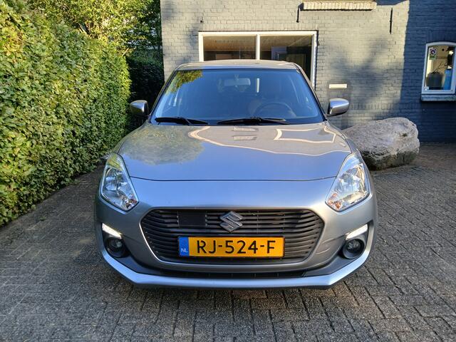 Suzuki SWIFT 1.2 Select / automaat / apple car play / android auto / camera