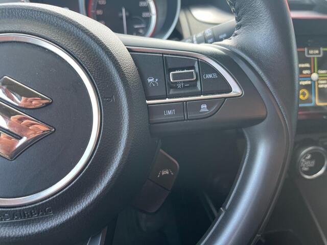 Suzuki SWIFT 1.2 Style Smart Hybrid / Navi. / Camera / Keyless / 16'' LMV /