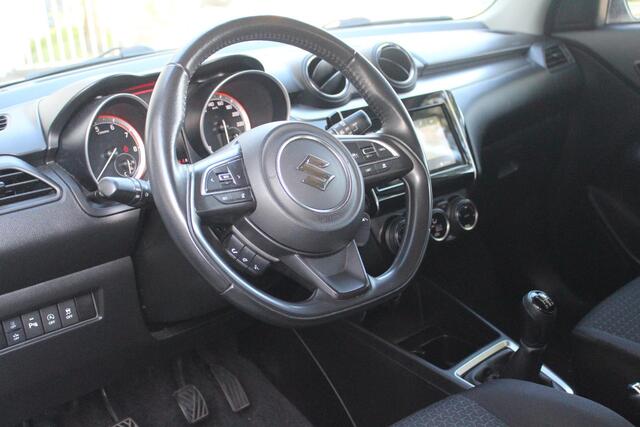 Suzuki SWIFT 1.2 Style Smart Hybrid