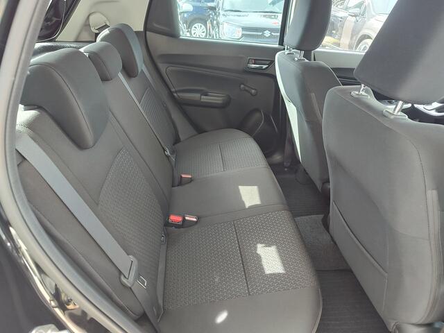 Suzuki SWIFT 1.2 SELECT SMART HYBRID Stoelverwarming | Adaptive Cruise | Dodehoeksensoren