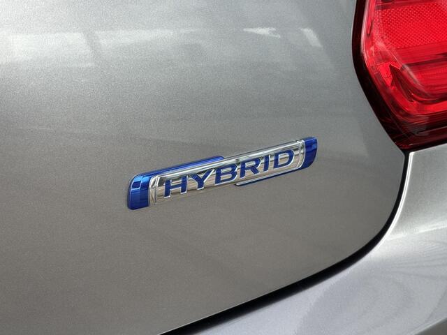 Suzuki SWIFT 1.2 Select Smart Hybrid Cruise control/ Apple CarPlay