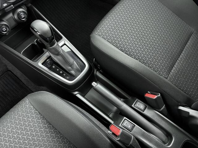 Suzuki SWIFT 1.2 Select Smart Hybrid Automaat | Parkeersensoren | Cruise Control | Stoelverwarming | Apple Carplay/Android Auto |