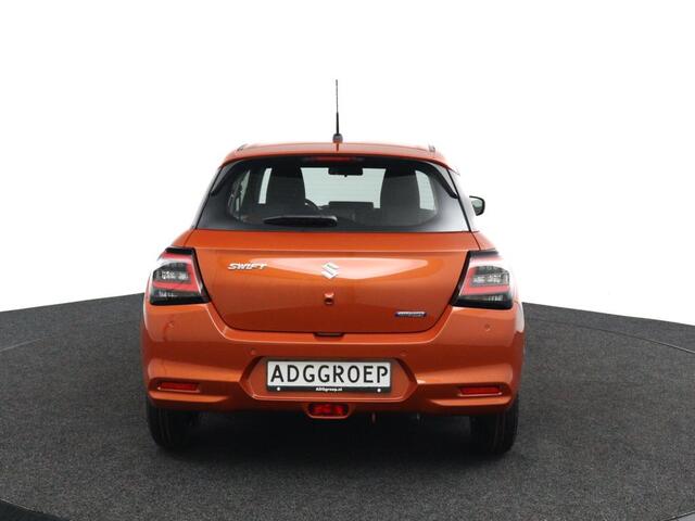 Suzuki SWIFT 1.2 Comfort Smart Hybrid | ¤2300 Korting | Rijklaarprijs | Navigatie | Keyless Entry | 6 Jaar Garantie |