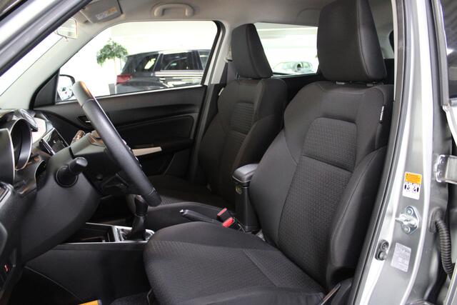 Suzuki SWIFT 1.2 Sportline / Navigatie / Stoelverw. / Camera /