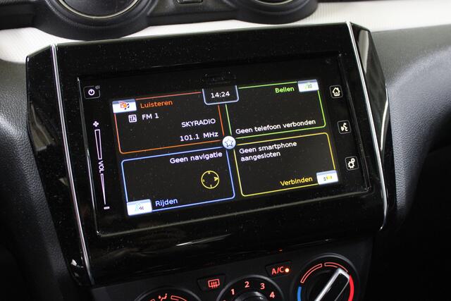 Suzuki SWIFT 1.2 Sportline / Navigatie / Stoelverw. / Camera /