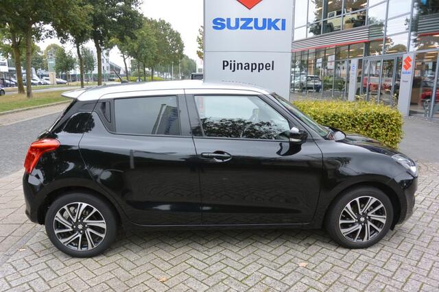 Suzuki SWIFT 1.2 Style AUTOMAAT 5-deurs Two-tone Spoiler/Navigatie/camera