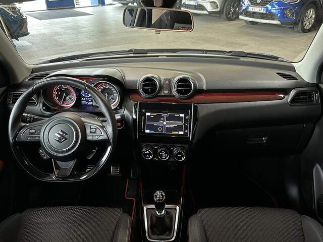 Suzuki SWIFT 1.4 140pk Sport | Navi | 17" | Carplay | Stoelverwarming | Camera | Volledig elk jaar onderhouden