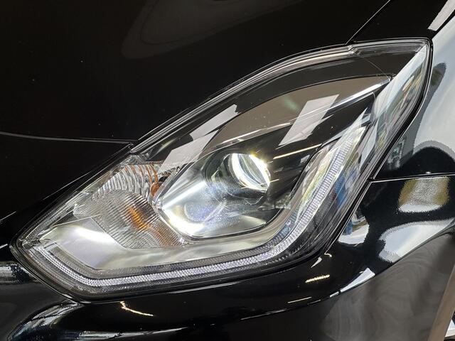 Suzuki SWIFT 1.4 140pk Sport | Navi | 17" | Carplay | Stoelverwarming | Camera | Volledig elk jaar onderhouden