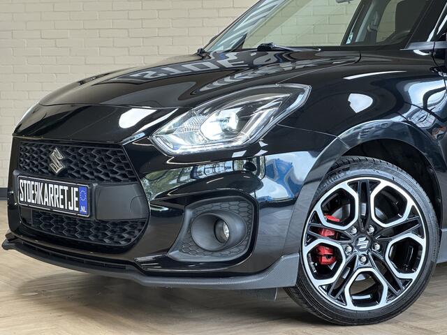 Suzuki SWIFT 1.4 140pk Sport | Navi | 17" | Carplay | Stoelverwarming | Camera | Volledig elk jaar onderhouden