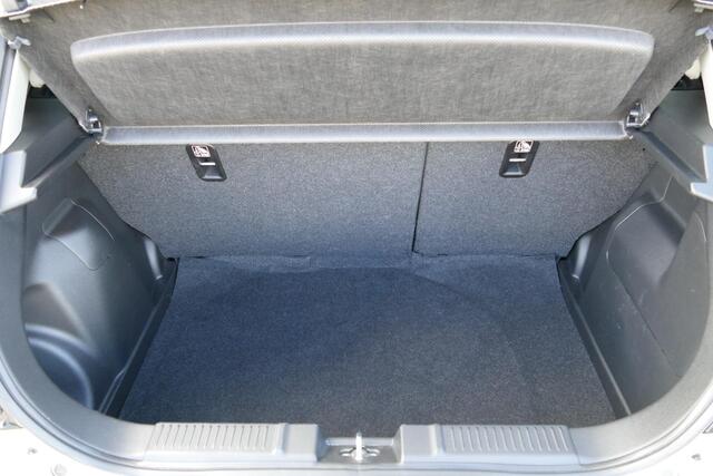 Suzuki SWIFT 1.2 Style Smart Hybrid | climate control | Stoelverwarming | Apple carplay | Rijklaarprijs