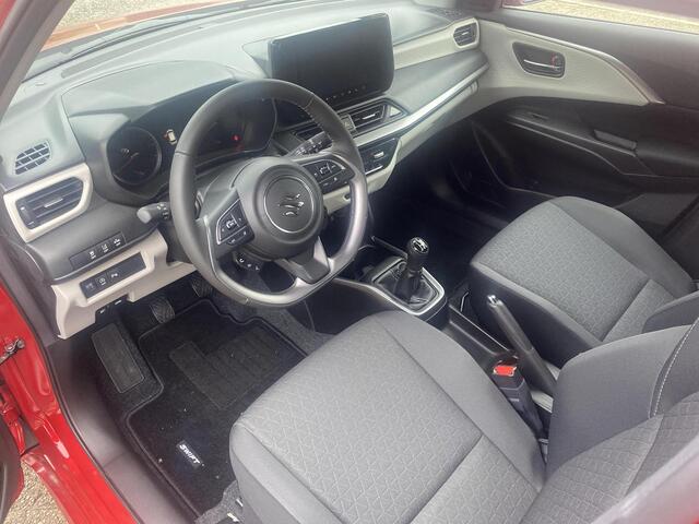 Suzuki SWIFT 1.2 Style Smart Hybrid | Direct uit voorraad leverbaar |
