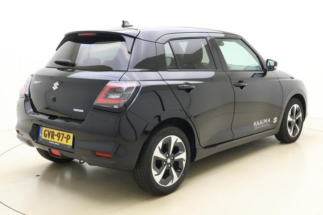 Suzuki SWIFT 1.2 Style Smart Hybrid | Navigatie | Cruise control | Parkeersensoren | Achteruitrijcamera | Climate control