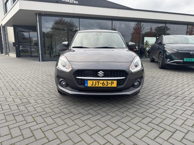 Suzuki SWIFT 1.2 Style Smart Hybr
