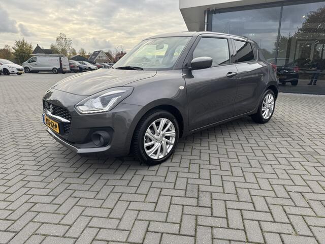 Suzuki SWIFT 1.2 Style Smart Hybr