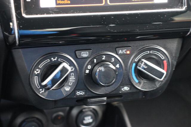 Suzuki SWIFT 1.2 Select Hybrid | Carplay/Android auto | Camera | LED |