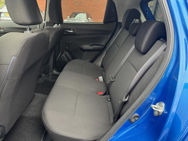 Suzuki SWIFT 1.2 Select // AUTOMAAT!! // NAVI // CAMERA // STOEL VERWARMING // AIRCO // MISTLAMPEN //