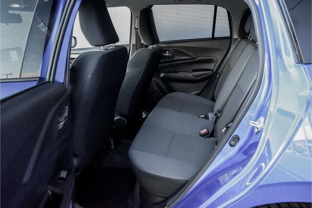 Suzuki SWIFT 1.2 Style Smart Hybrid Navi ACC Camera CarPlay BTW