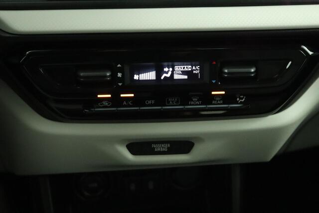 Suzuki SWIFT 1.2 Select Smart Hybrid | Airco | Camera | Navigatie | Apple carplay, android auto | Stoelverwarming | Lichtmetalen velgen |