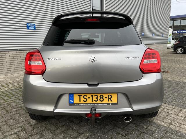 Suzuki SWIFT 1.0 Stijl Automaat | NL auto | Trekhaak | Climate Control | Apple Carplay & Android Auto