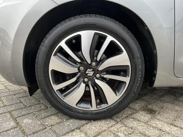 Suzuki SWIFT 1.0 Stijl Automaat | NL auto | Trekhaak | Climate Control | Apple Carplay & Android Auto