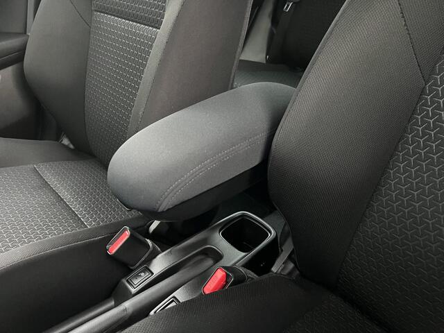 Suzuki SWIFT 1.0 Stijl Automaat | NL auto | Trekhaak | Climate Control | Apple Carplay & Android Auto