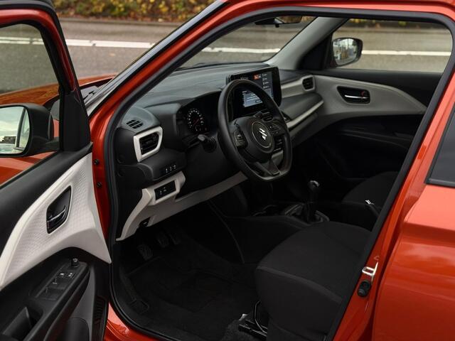 Suzuki SWIFT 1.2 SMART HYBRID COMFORT NL-AUTO CAMERA NAVI KEYLESS