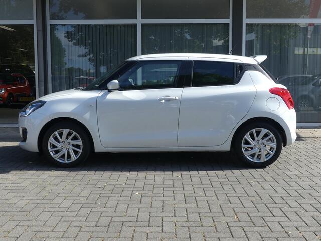 Suzuki SWIFT 1.2 Select Smart Hybrid Trekhaak, Cruise Control, Apple Carplay, Android Auto, Navigatie, Achterspoiler